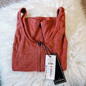 - Cotton On Cropped Tank